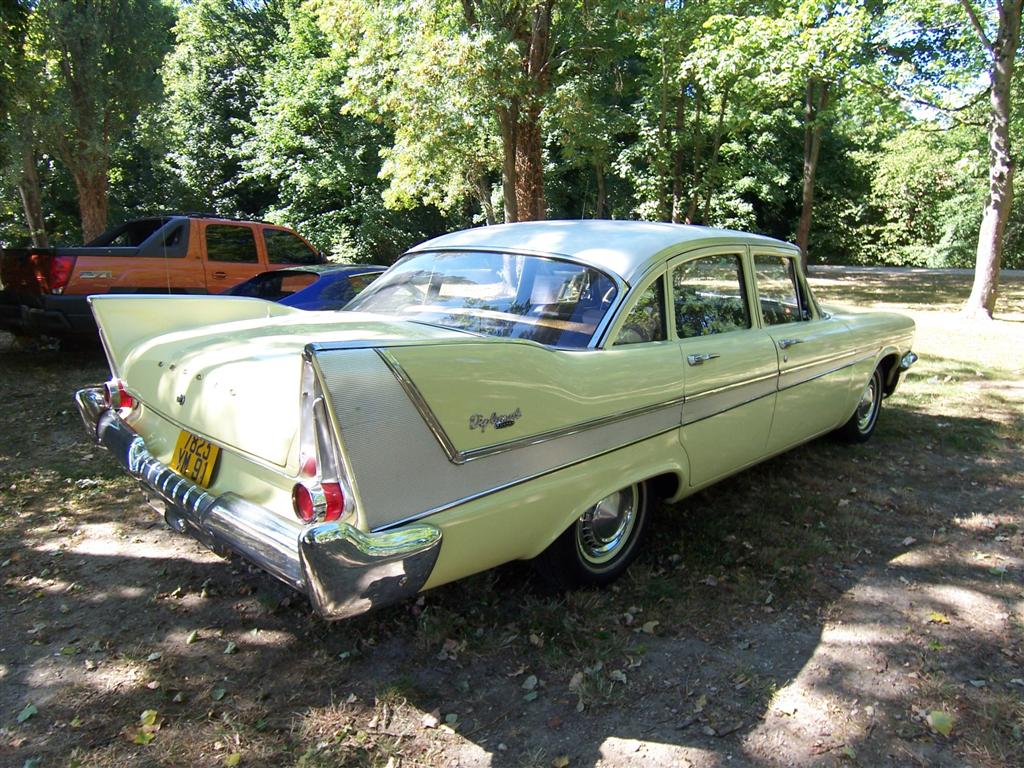 100_1056 (Large).JPG