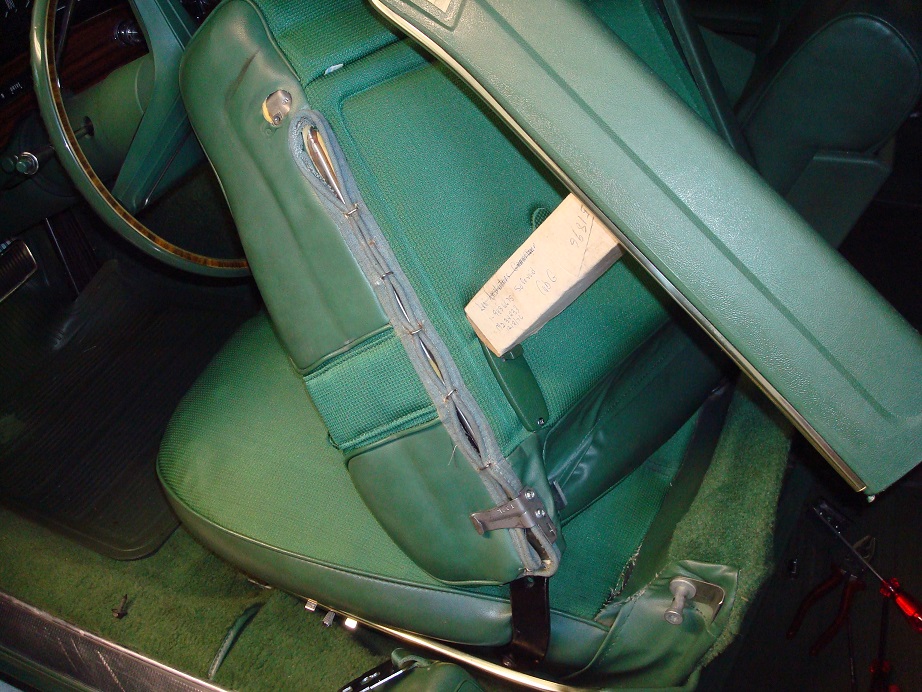 Seat closed again1.jpg